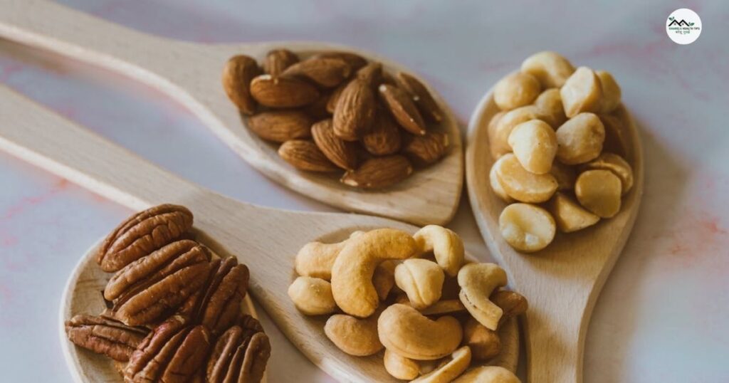 Kaju Badam Khane Ke Fayde | काजू बादाम खाने के फायदे 2 Kaju Badam Khane Ke Fayde