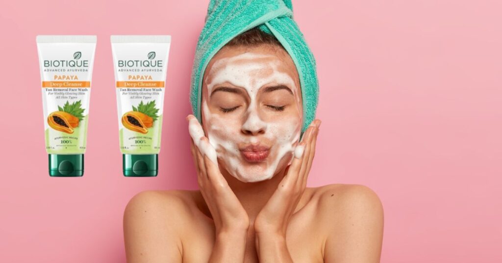 Biotique Papaya Deep Cleanse Face Wash: For Naturally Glowing Skin